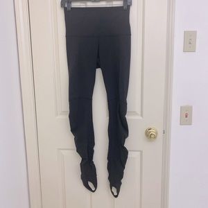 Lululemon ballet stir up leggings